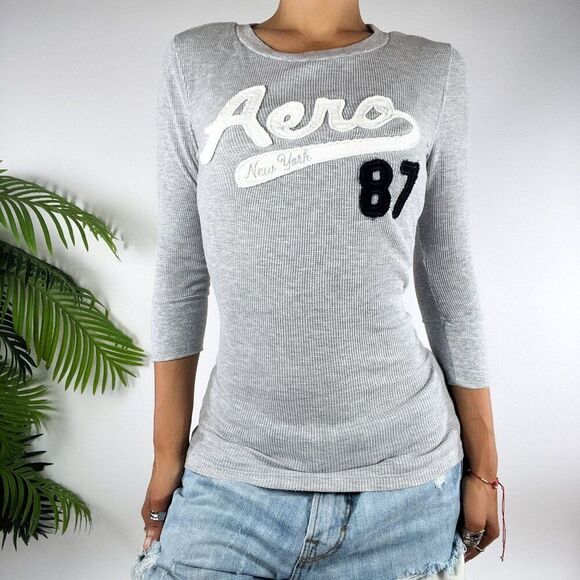 Women's Y2K Aeropostale Gray Casual Fitted Long Sleeve Graphic Shirt / Medium - Picture 1 of 6